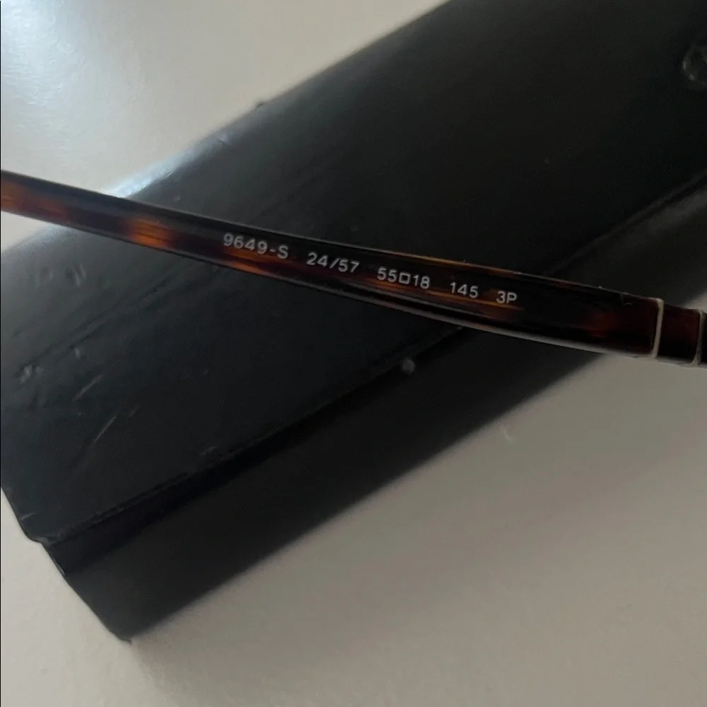 Mens persol sunglasses with box - Picture 5 of 8